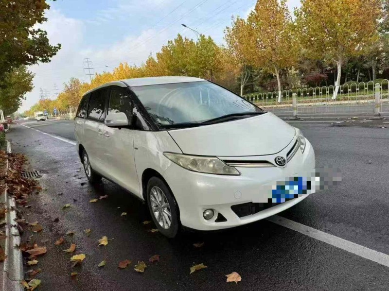 青岛19年丰田普瑞维亚2