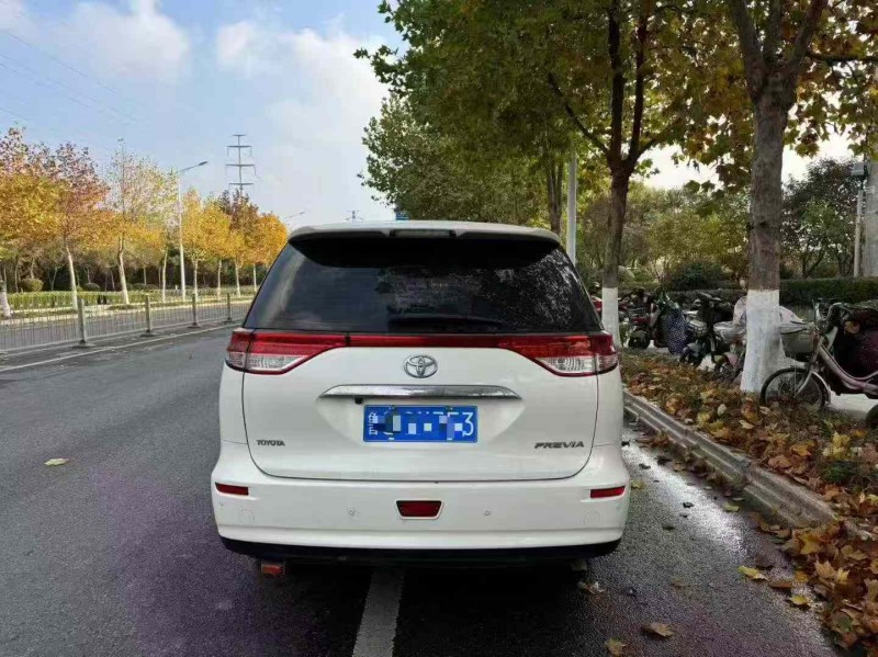 青岛19年丰田普瑞维亚8