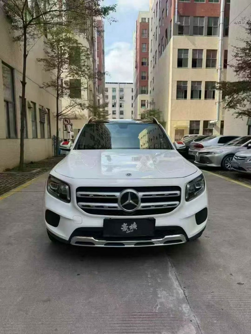 深圳22年奔驰GLB1