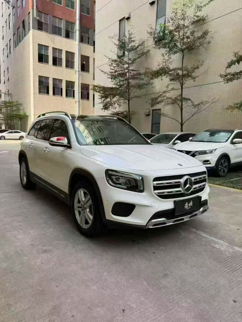 深圳22年奔驰GLB2
