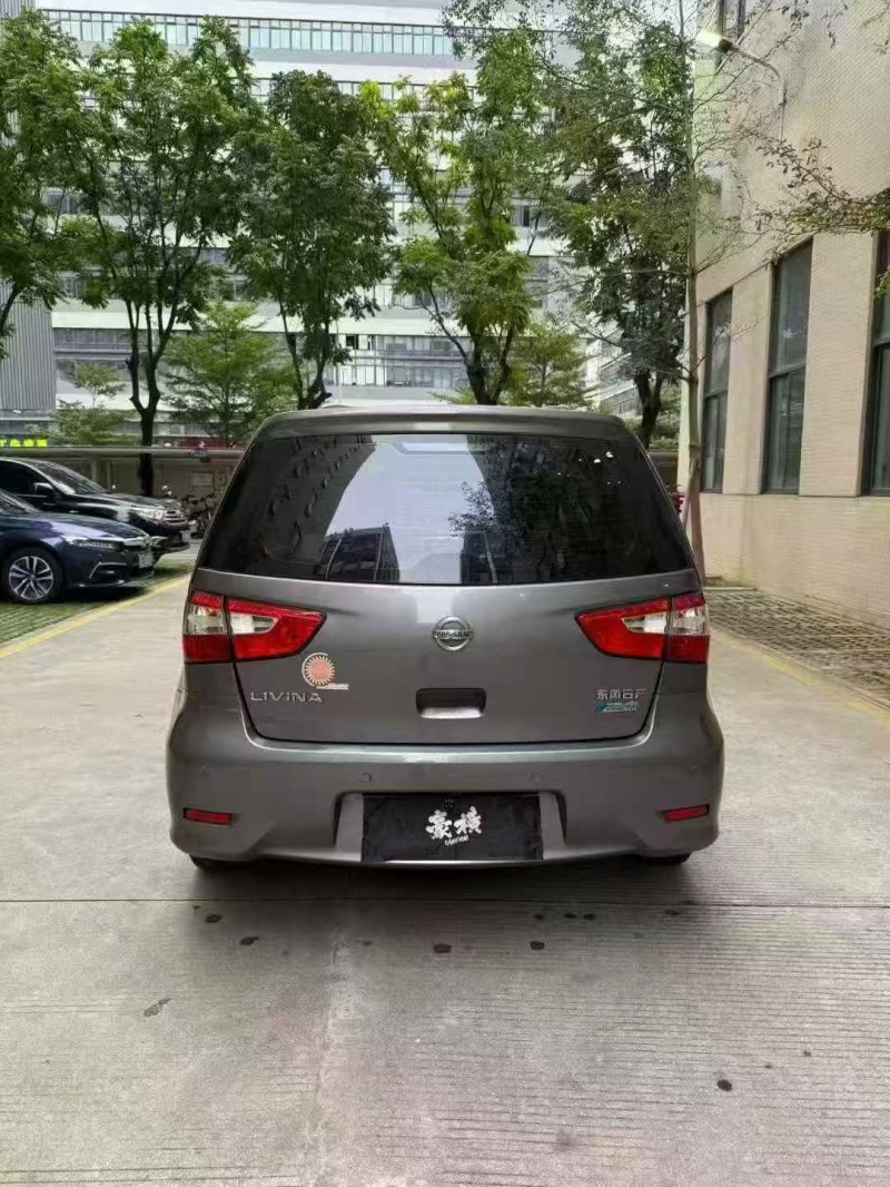 佛山17年日产骊威9