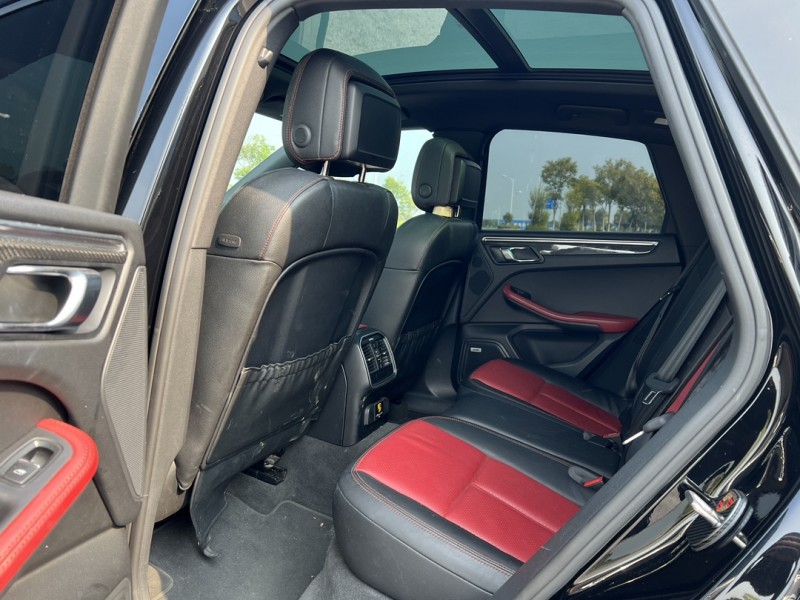 盐城16年保时捷Macan5