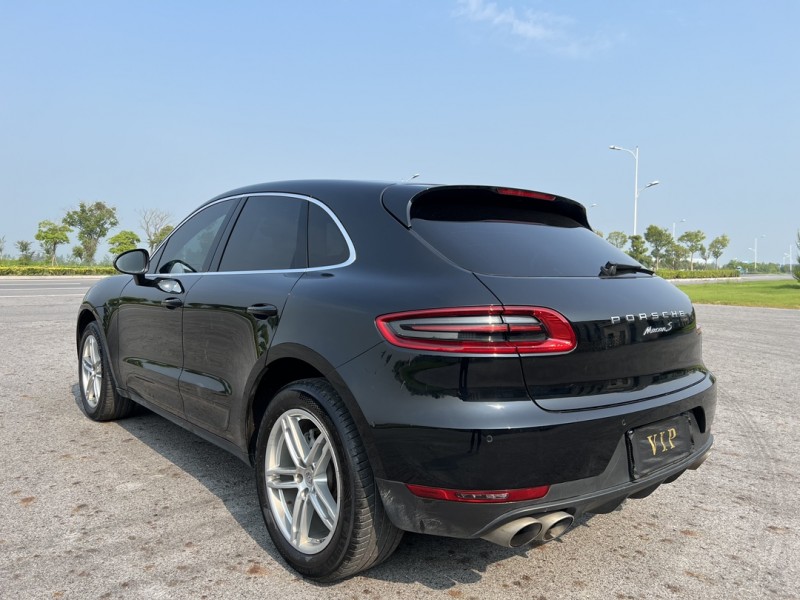 盐城16年保时捷Macan9