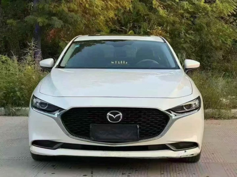 汕头23年马自达昂克赛拉1