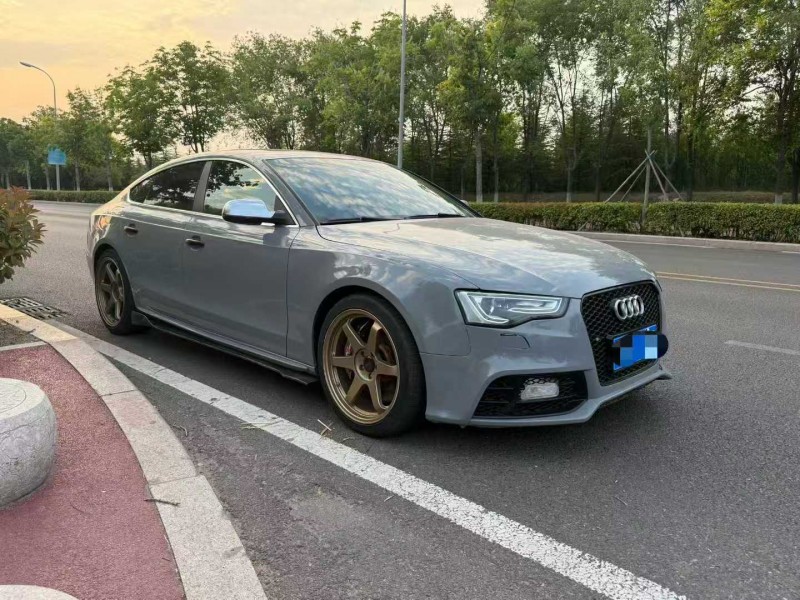 青岛13年奥迪S53