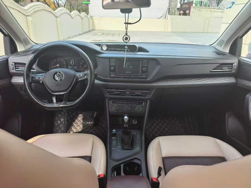 保定22年大众途岳5