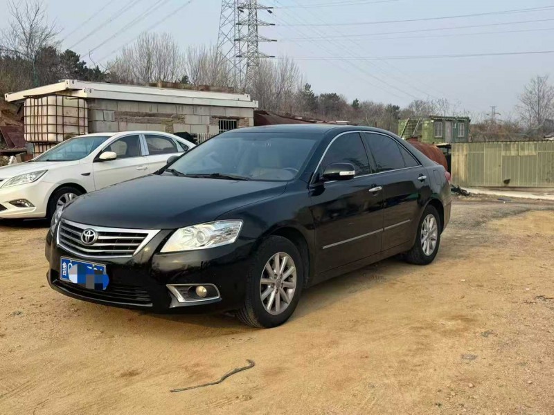 青岛13年丰田凯美瑞2