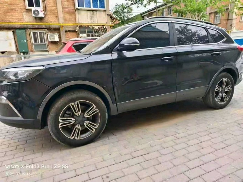 唐山18年猎豹汽车CS104