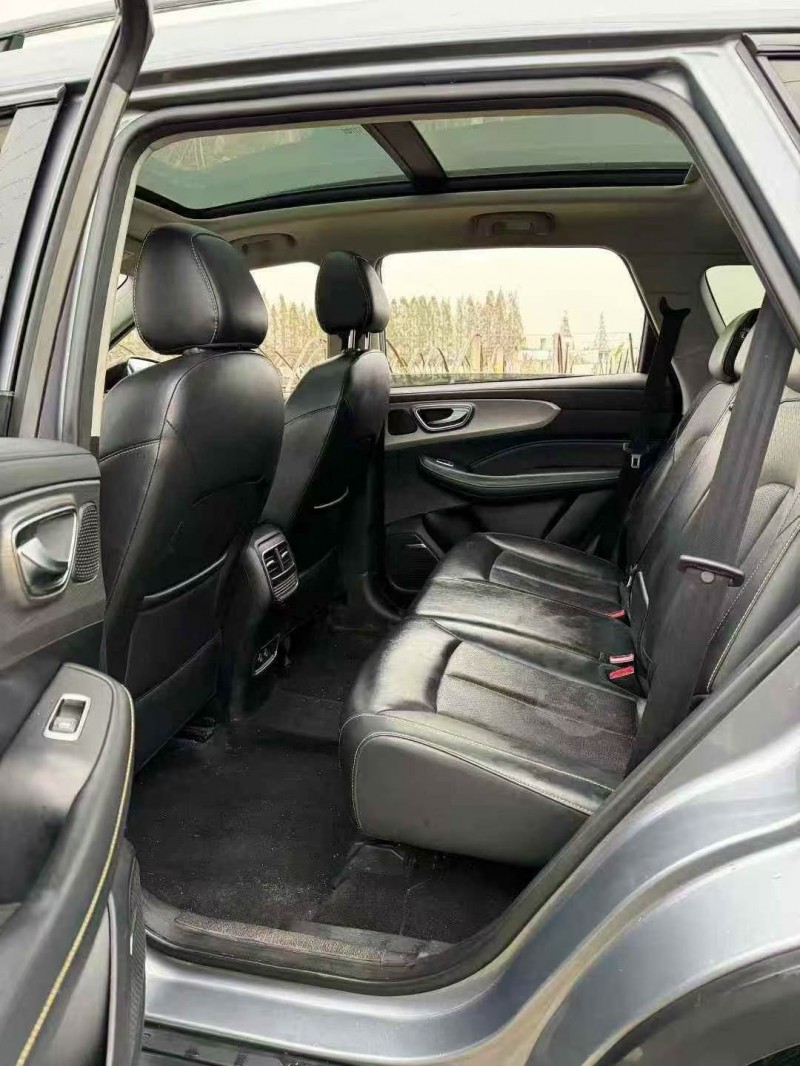 杭州20年荣威RX54