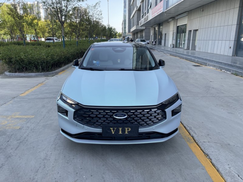 济宁22年福特蒙迪欧1