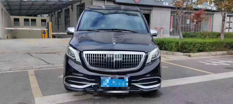曲靖20年奔驰威霆1