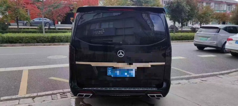 曲靖20年奔驰威霆4