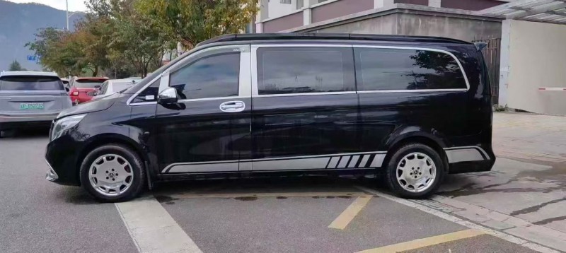 曲靖20年奔驰威霆9