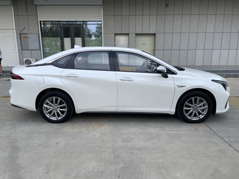 济宁23年传祺埃安S5807