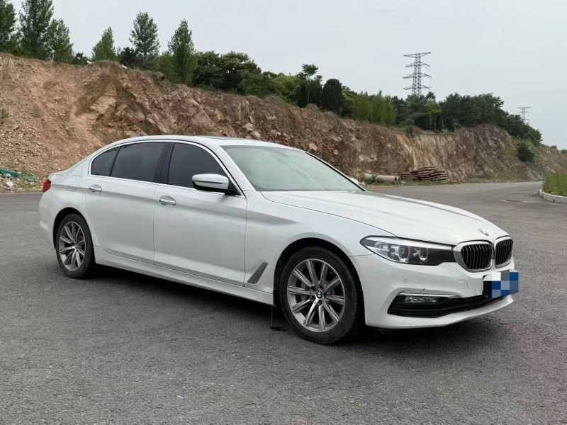 青岛18年宝马5系3