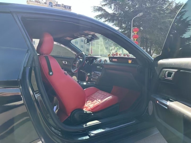 青岛18年福特野马6