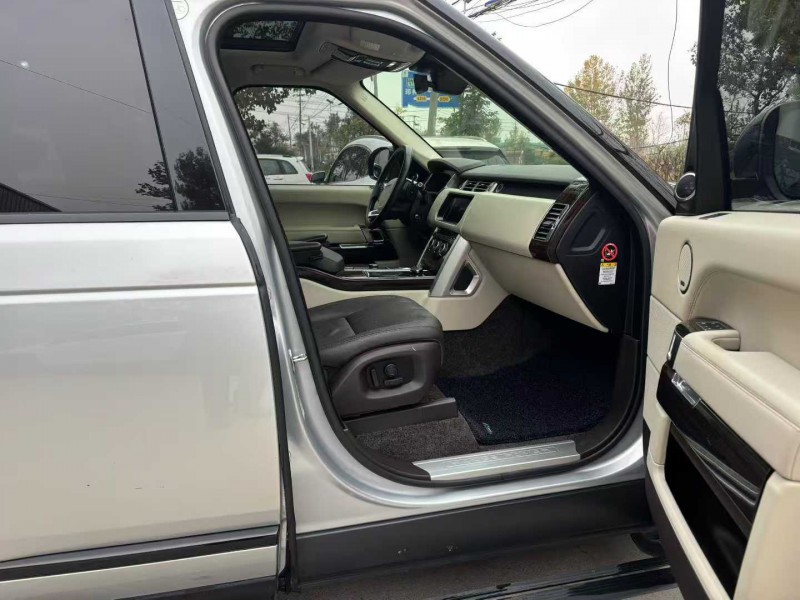 徐州17年路虎揽胜行政7