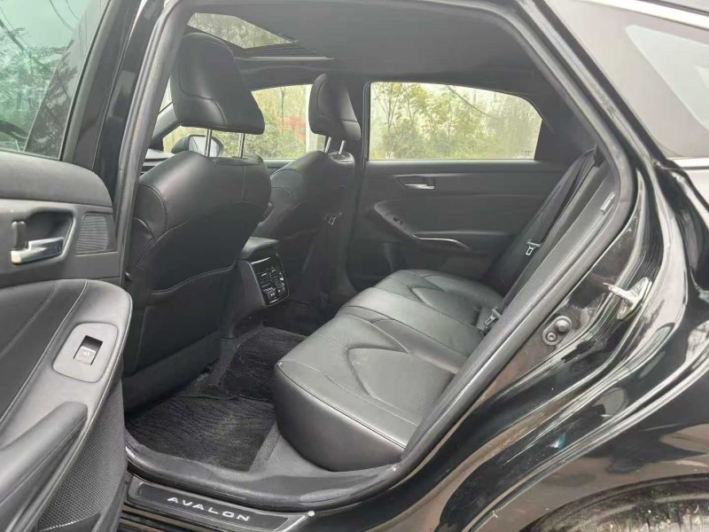 徐州20年丰田亚洲龙4