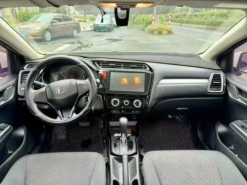 珠海15年本田哥瑞5