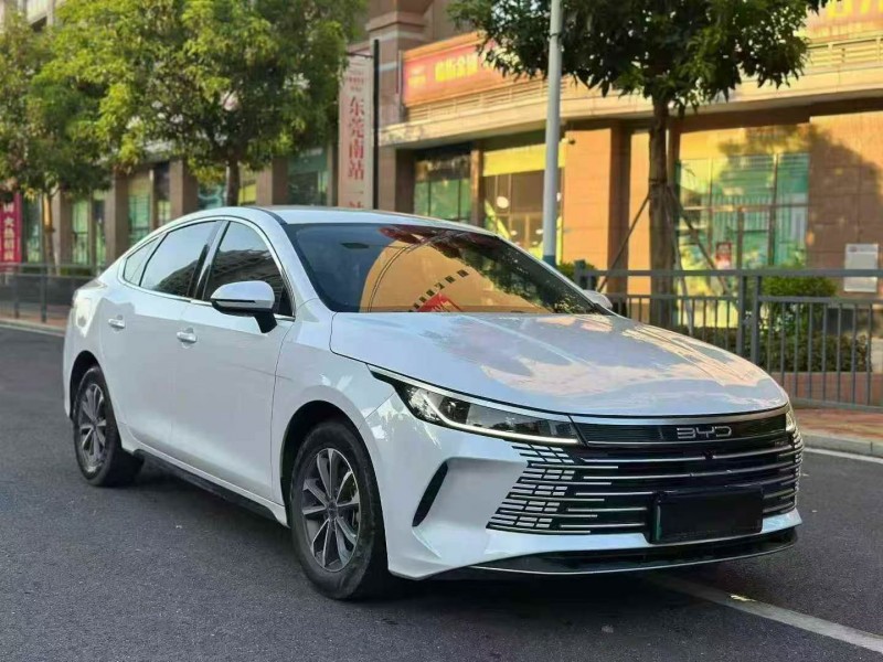 深圳24年比亚迪驱逐舰2