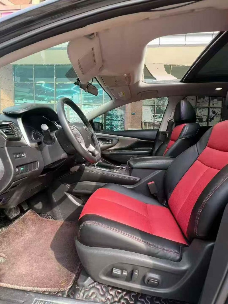 深圳18年日产楼兰4