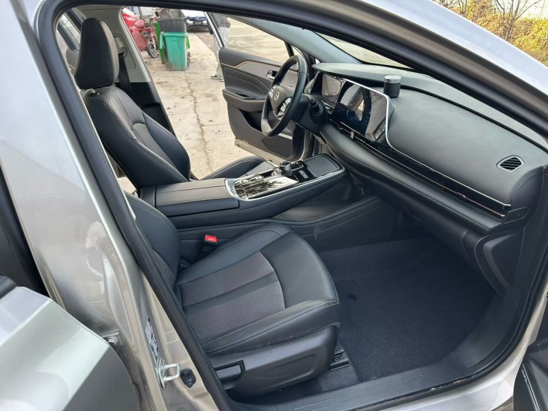 徐州24年传祺埃安S8