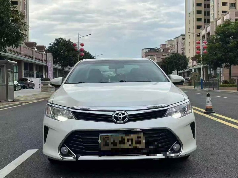 韶关16年丰田凯美瑞1