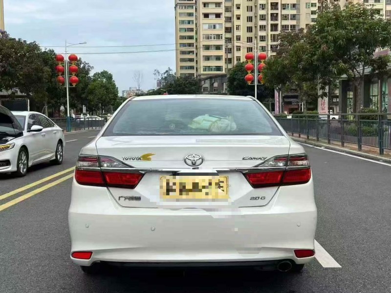 韶关16年丰田凯美瑞4