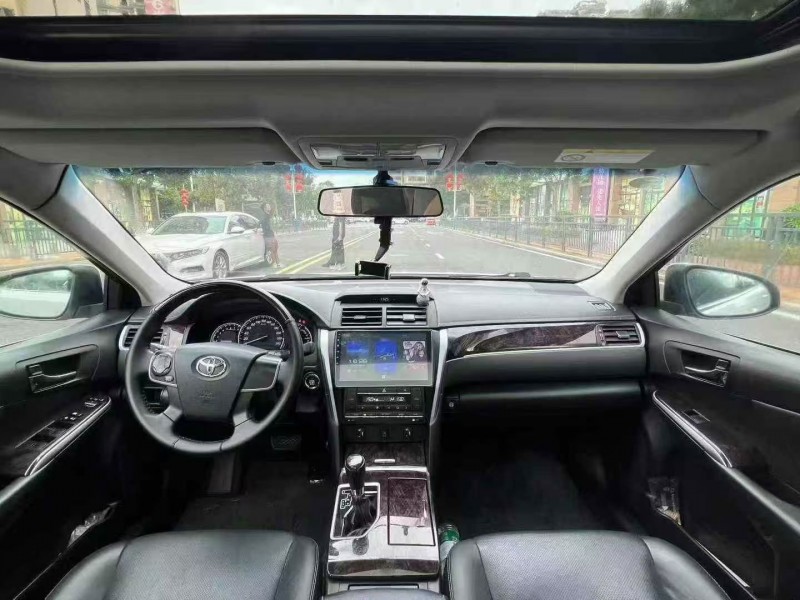 韶关16年丰田凯美瑞7