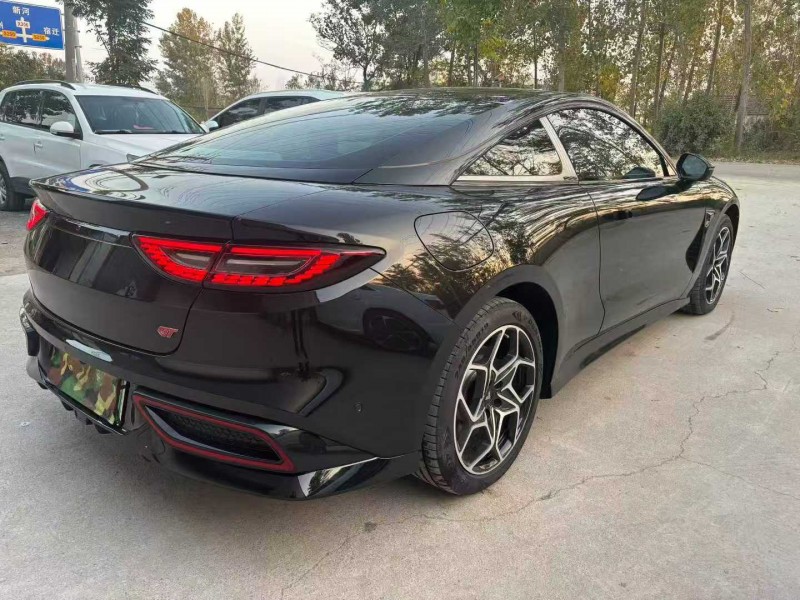 徐州23年哪吒GT7