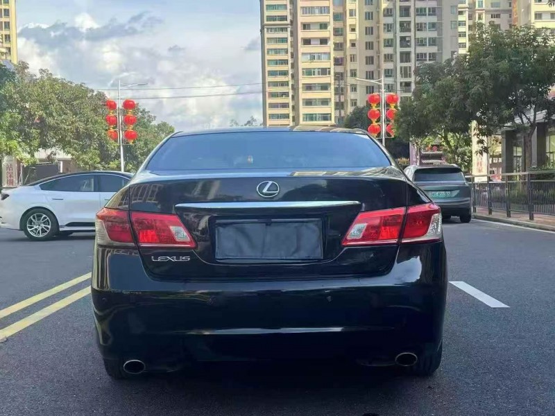 深圳11年雷克萨斯ES9