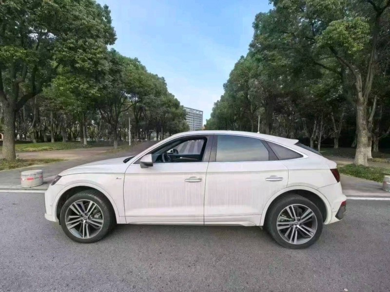 常州21年奥迪Q56