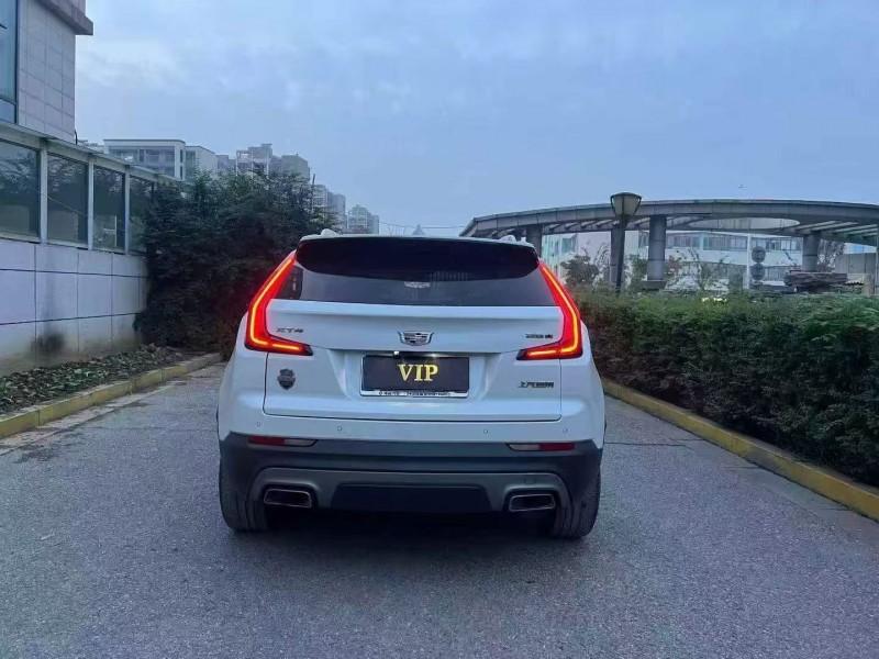 常州20年凯迪拉克XT49
