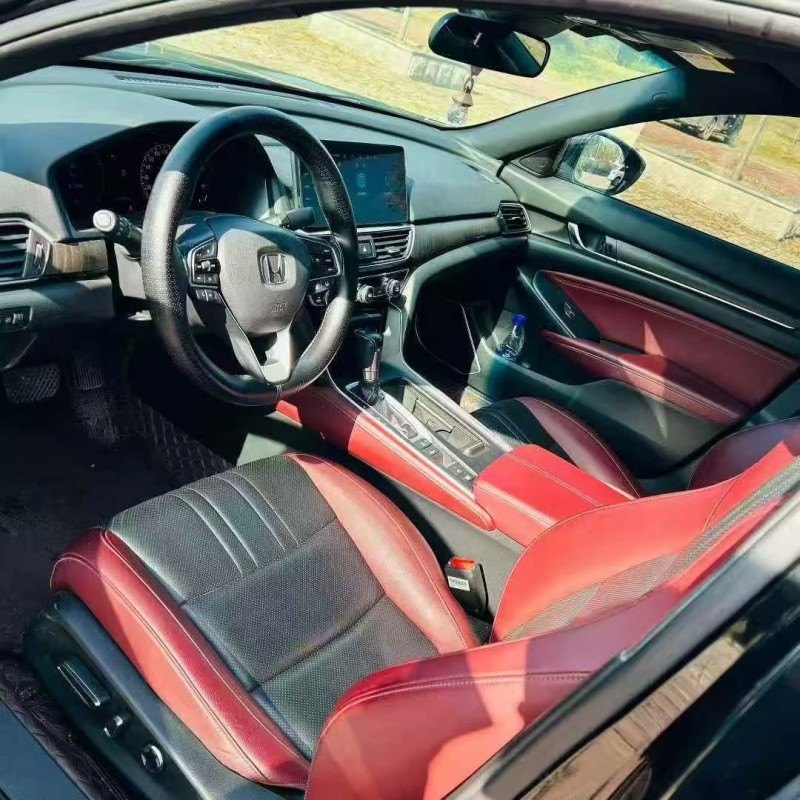 青岛22年本田型格3