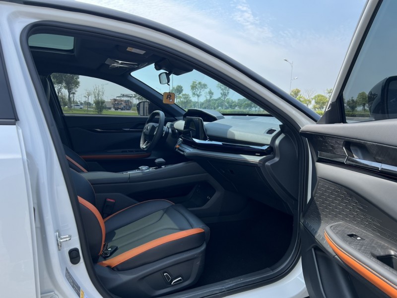 盐城23年长安汽车UNI6