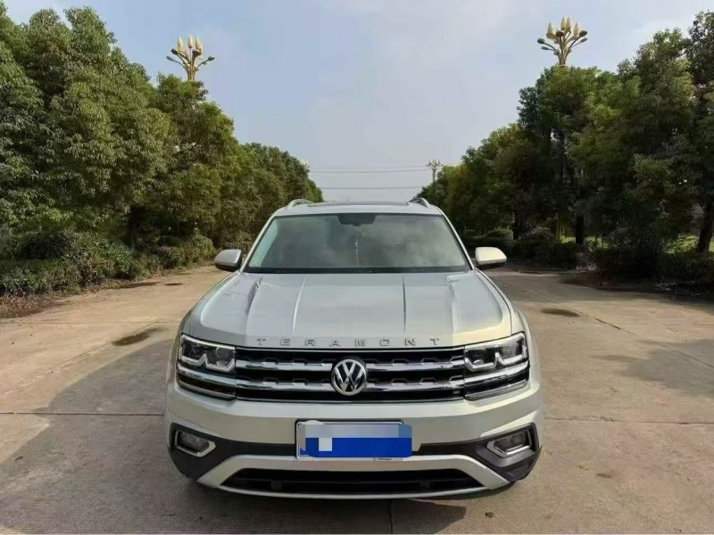 南通17年大众途昂1