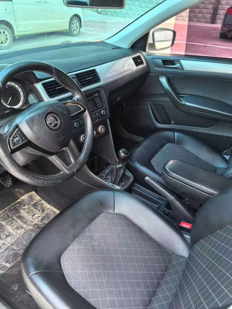 邯郸18年斯柯达昕锐9