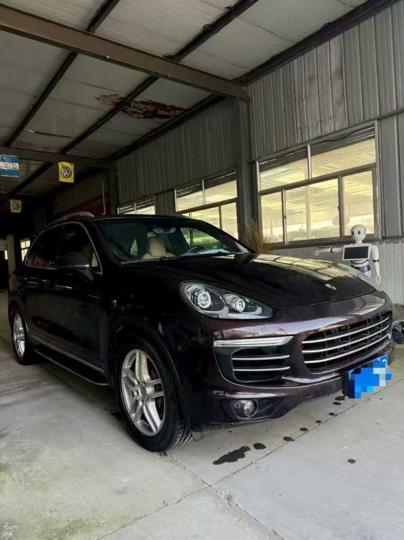 济宁15年保时捷卡宴2