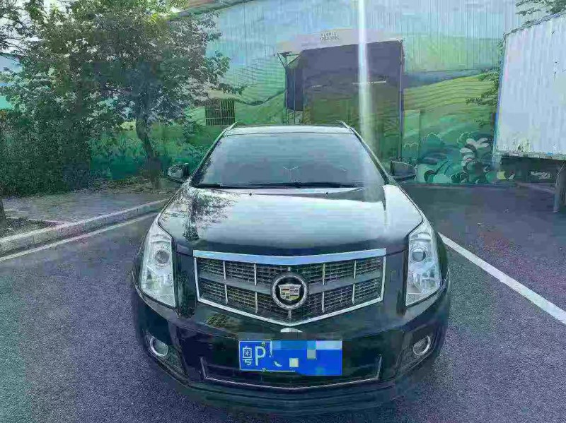 惠州10年凯迪拉克SRX1