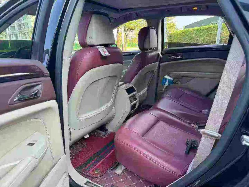 惠州10年凯迪拉克SRX5