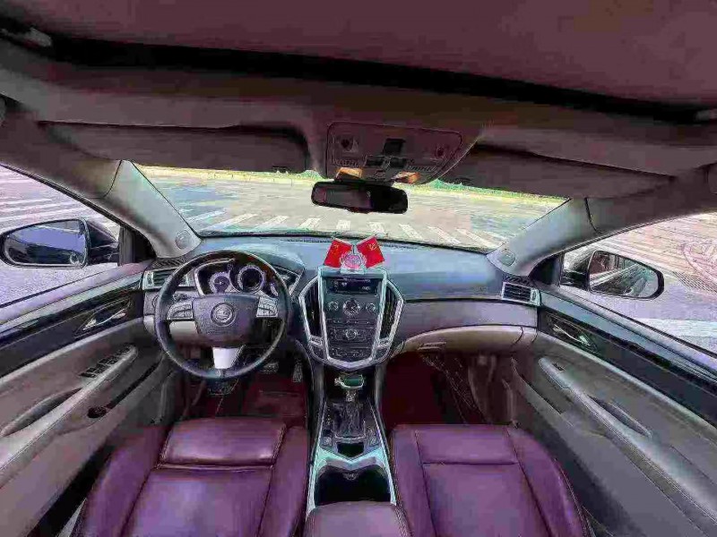 惠州10年凯迪拉克SRX6