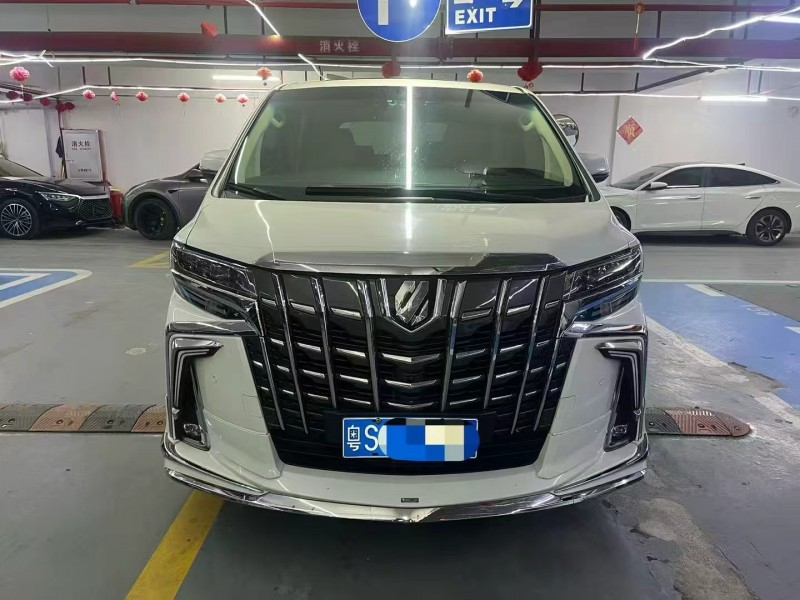 深圳16年丰田埃尔法1