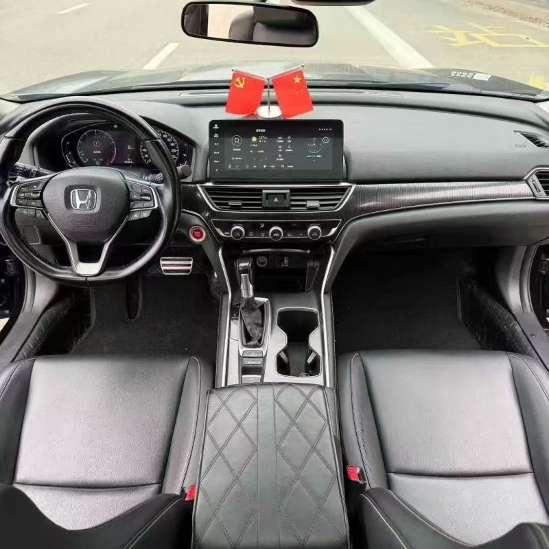 烟台22年本田雅阁4