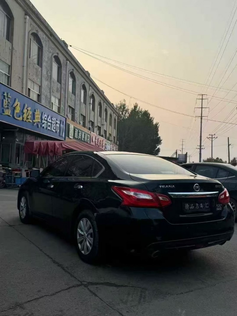 枣庄17年日产天籁7