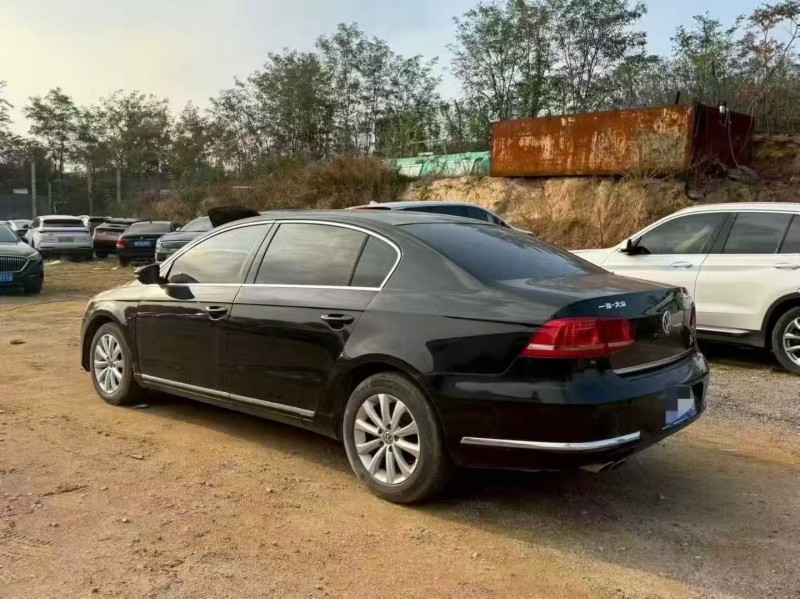 枣庄16年大众迈腾8