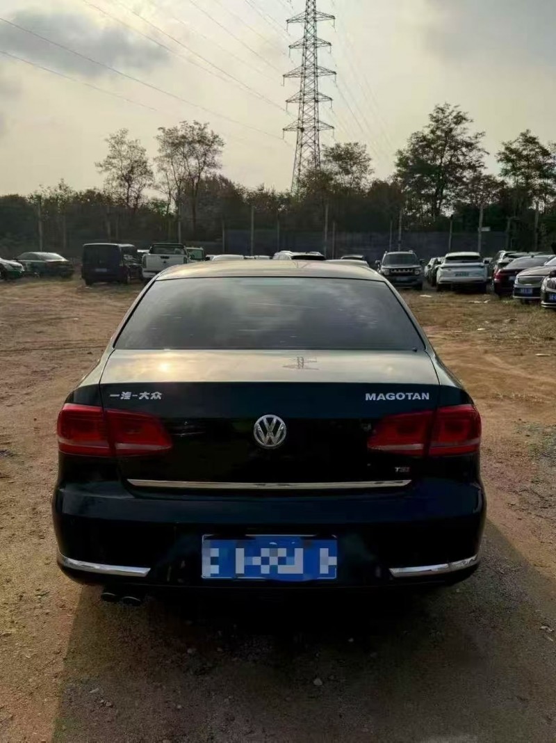 枣庄16年大众迈腾9