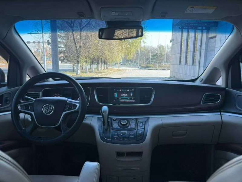 吉林18年别克GL84