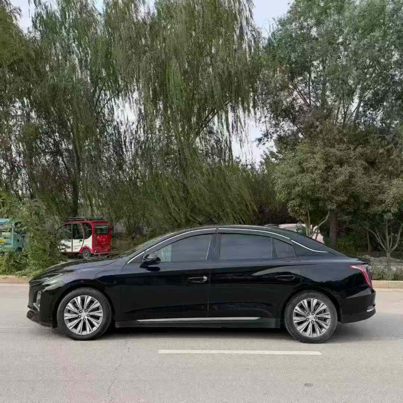 济宁24年红旗E-QM57