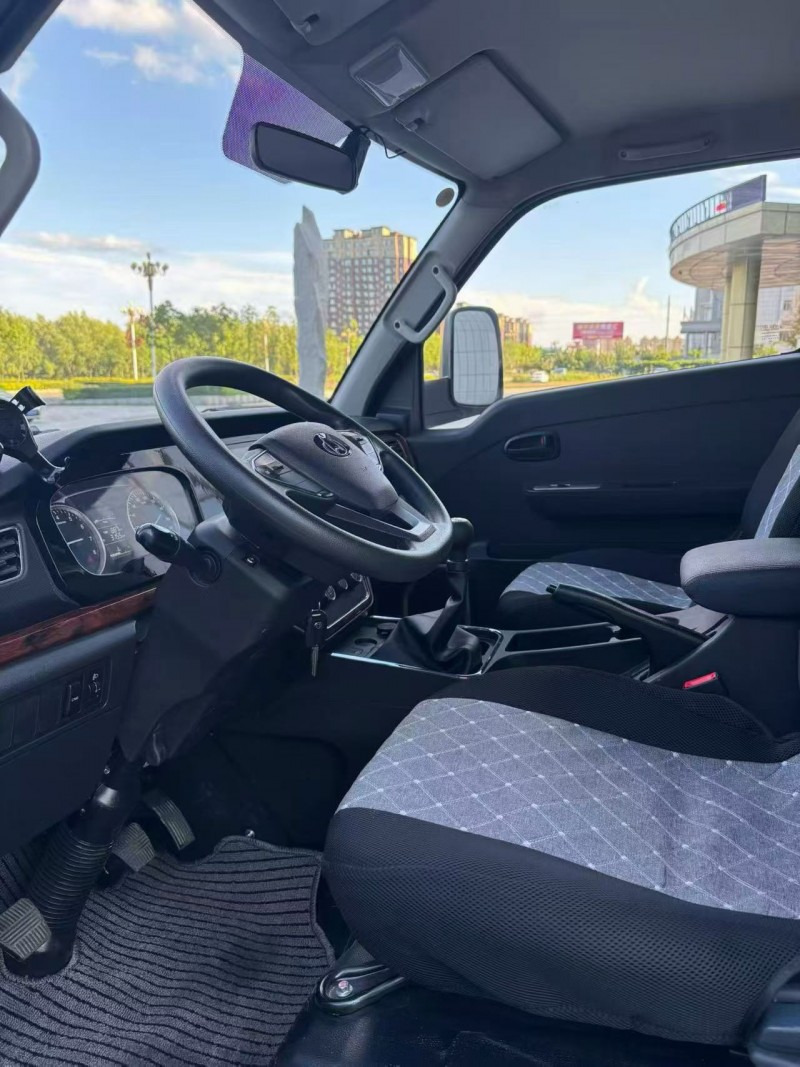 吉林25年长安汽车跨越王9