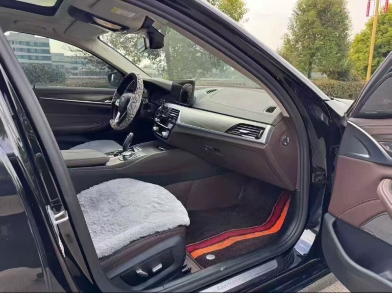 徐州22年宝马5系7